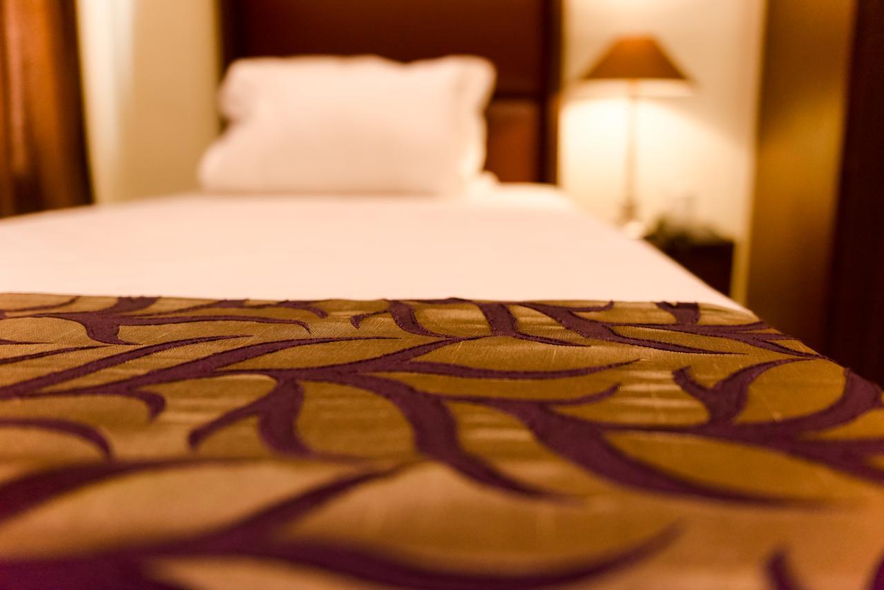 Hotel Mm Гувахати Екстериор снимка