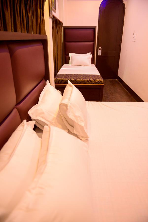 Hotel Mm Гувахати Екстериор снимка